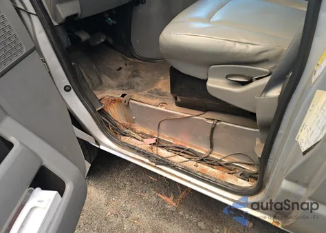 2012 Ford Econoline E250 Van z USA, uszkodzony, nr VIN 1FTNE2EW5CDB25850